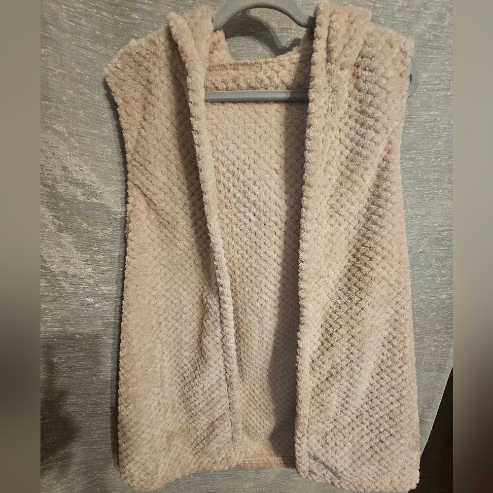 Shein Cream Textured Hooded Vest